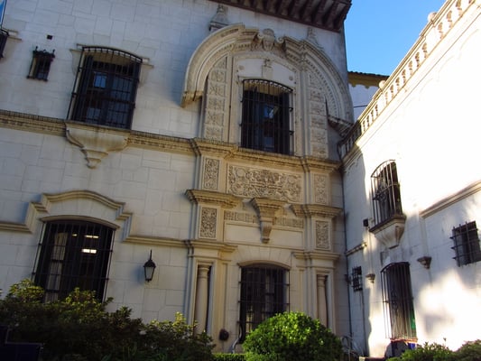 Gebäude des Colleges in San Isidro.