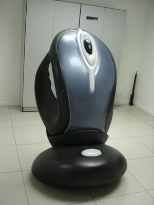 Ratón GIGANTE Logitech, para stand en IFEMA