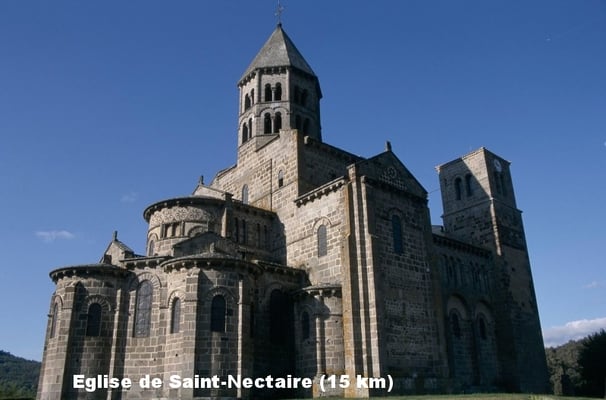 Eglise de Saint-Nectaire (15 km)