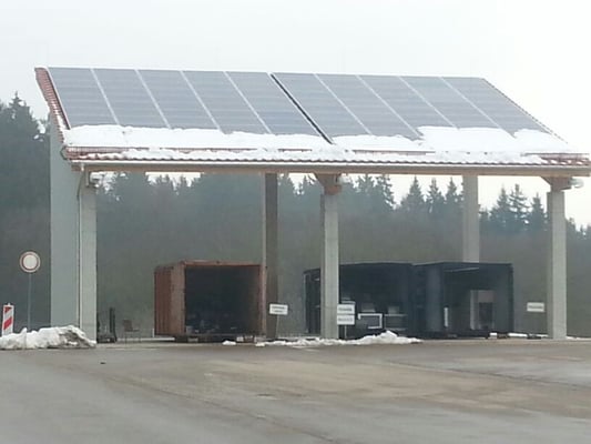 Abfallwirtschaftszentrum Hofstetten - PV-Anlage, Neubau Wirtschaftsgebäude