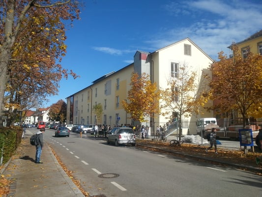 WCR Weilheim - Ernergetische Sanierung, Umbau und Erweiterung sowie Neubau eines Pavillions