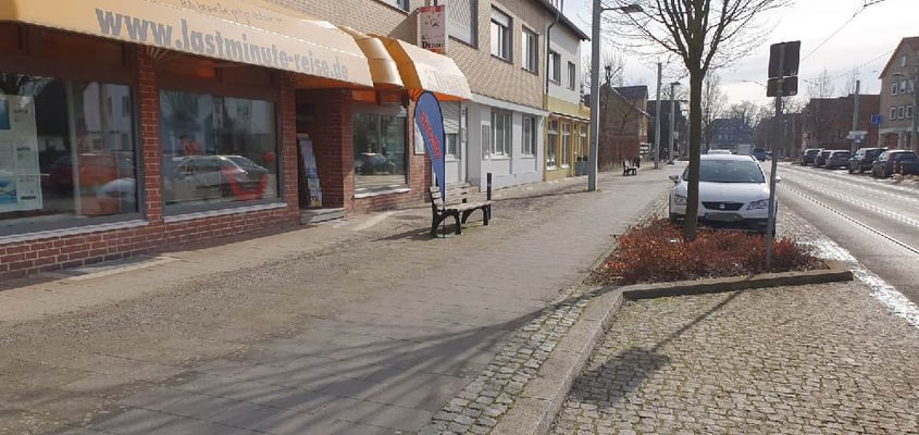 Reisebüro Dedolf, hier der Blick Richtung Süden