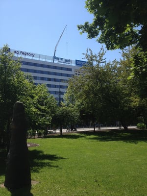 Barmenia Versicherungen, Chemnitz | Dachwerbeanlage im Profil 5 als Einzelbuchstaben