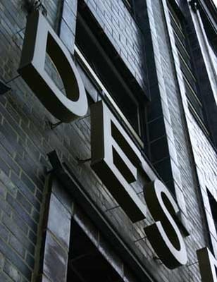 Beispiel - Rückleuchter (Vollacrylglas-LED-Buchstaben)