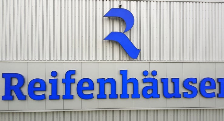 Reifenhäuser Gruppe, Troisdorf | Einzelbuchstaben im Profil 4