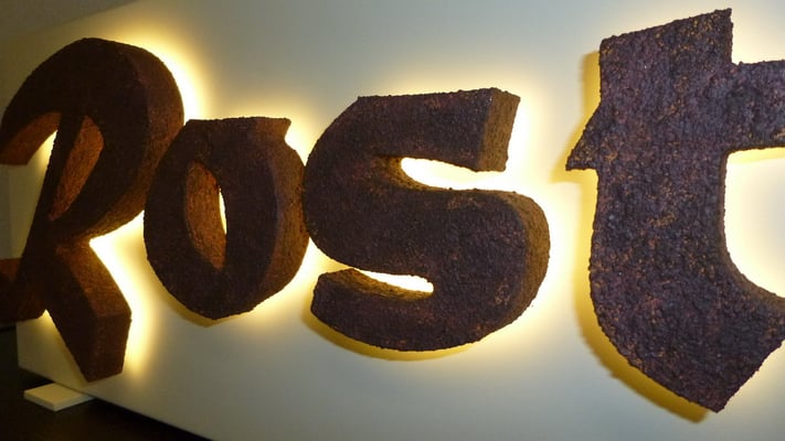 Beispiel - Rückleuchter (Vollacrylglas-LED-Buchstaben) mit Rostpatina