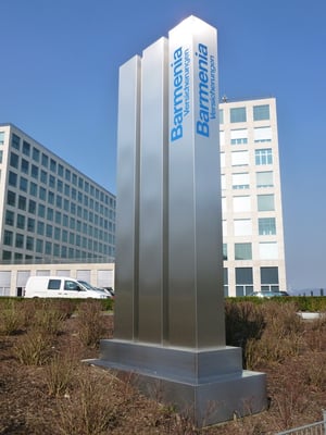 Barmenia Versicherungen, Wuppertal | Pylon aus Edelstahlblech, 5,0 m hoch