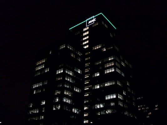 MMC-Tower, Frankfurt / LED Leuchtkonturen - Gebäudeillumination