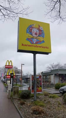 karnevalswierts, Frankfurt | Spanntuchtransparent, doppelseitig (3,0x3,0 m)