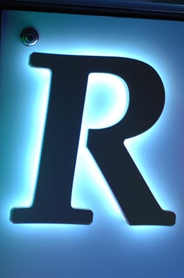 Beispiel - Rückleuchter (Vollacrylglas-LED-Buchstaben)