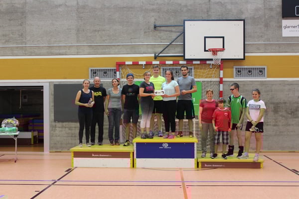 Das Podest des 1. Glarner Challenge-Cups