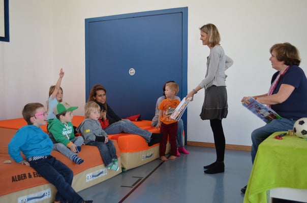 Lesung mit Autorin Susanne Leuppi und Swantje Kammerecker vom Verein "Kulturzyt"