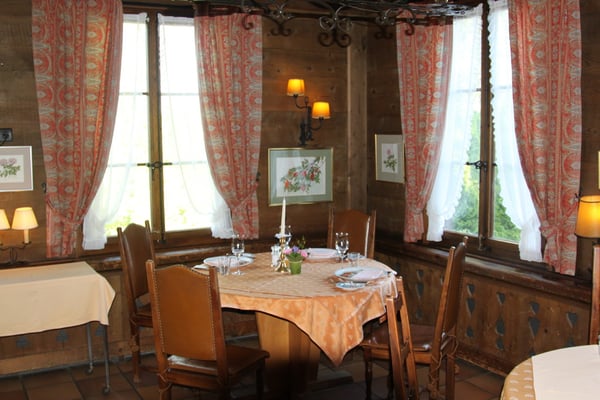 Waldschenke Sankt Niklaus - Restaurant «au Provencal», 2564 Bellmund
