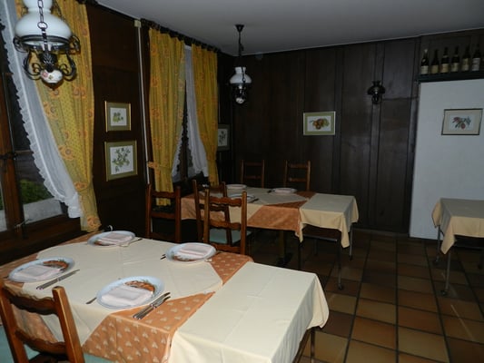 Waldschenke Sankt Niklaus - Restaurant «au Provencal», 2564 Bellmund