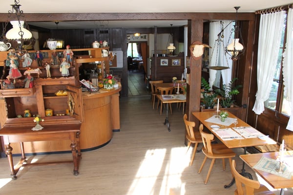 Waldschenke Sankt Niklaus - Restaurant «au Provencal», 2564 Bellmund