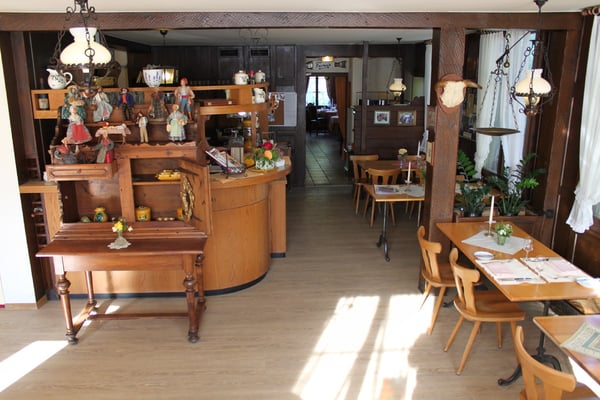 Waldschenke Sankt Niklaus - Restaurant «au Provencal», 2564 Bellmund