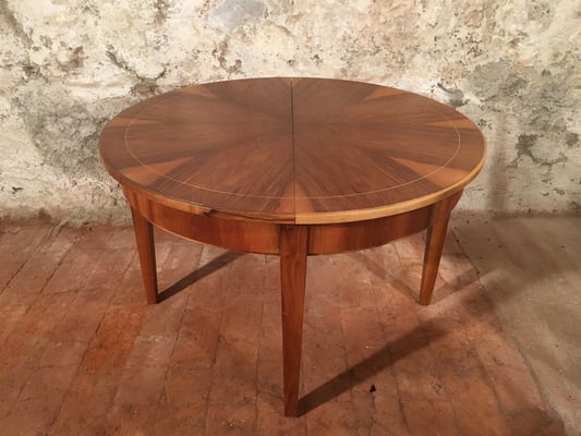 Nussbaum Ausziehtisch, Ø 120cm + 2 x 50cm Einlageblätter, H: 76cm