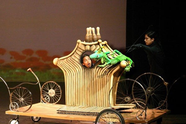 ALICE'S ADVENTURES IN WONDERLAND