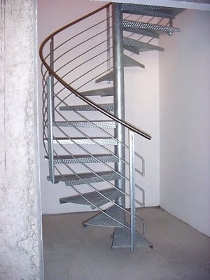 metallisch 22 Spindeltreppe mit Glasstufen