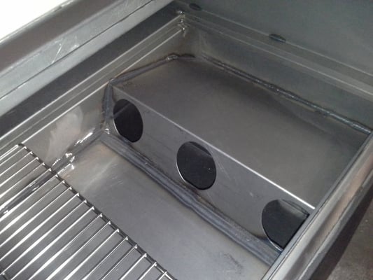 metallisch 31 Smoker Lüftung Wärmekanäle