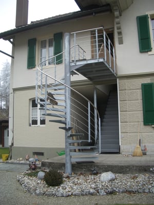 metallisch 50 Spindel Treppe mit Podest 