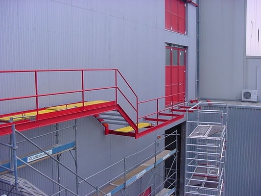 metallisch 11 Flucht Passarelle