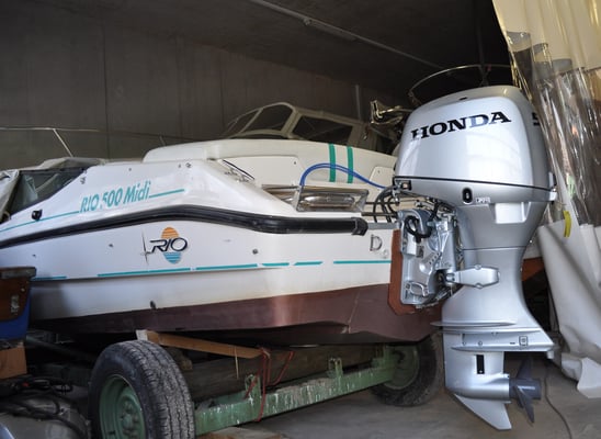 Neuer Aussenbordmotor