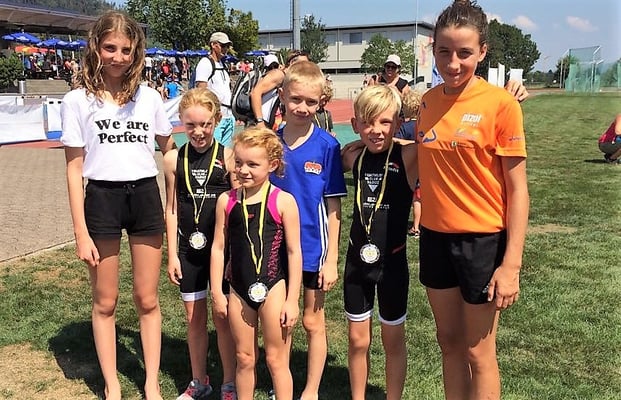19.8.2018 - Tolle Leistungen beim Rhyathlon - Flavia 4. , Sarina 1., Livia 13., Ben 11. und Silva und Yannick als Fans