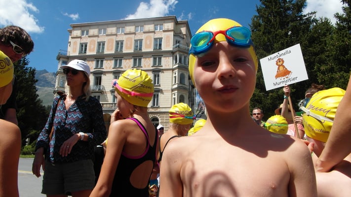 5.8.17 - Ben Schädler nimmt beim Kids Triathlon in St. Moritz teil