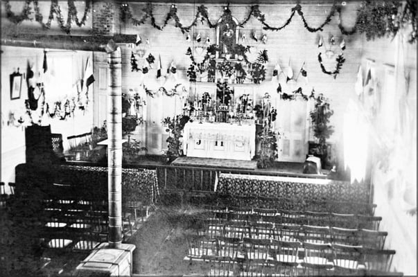 Intérieur de l'église de Baie Ste-Claire