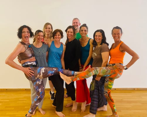 2024-05 Nia White Belt Linz