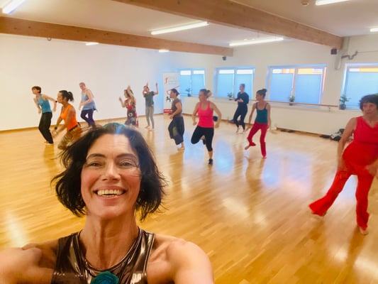 2024-05 Nia White Belt Linz