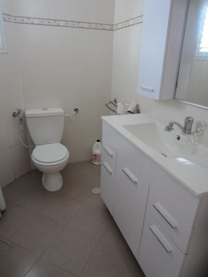 Parents showerbathroom