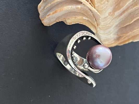 Pièce No B2022-102,En argent 925 avec perle des mers du sud rose et , 7x diamant rose naturel en chute 0.08 ct