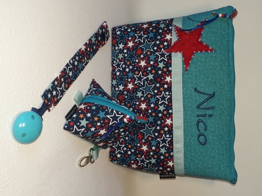 Wickeltasche mit appliziertem Stern mit Farbverlaufsgarn, Schnullertasche, Schnullerkette (mehr unter Baby/ Kind -> Wickeltaschen)