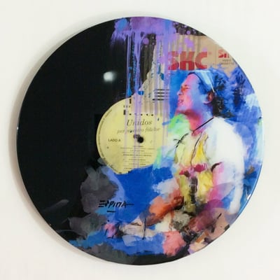 Discos de vinilo pintados en acrílico con acabado en resina / DISPONIBLE