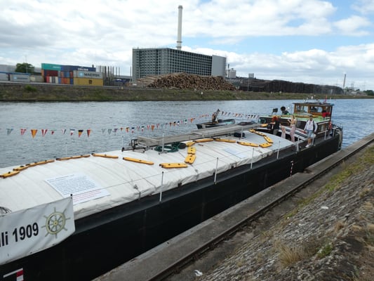 Schleppzugmodell an Deck von WILLI © GB 10.07.2022