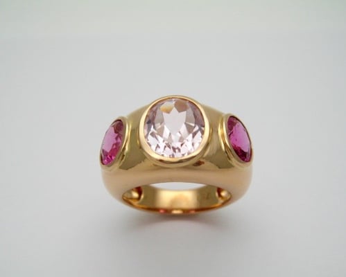 Sonderanfertigung 750 GG mit Kunzit und pinken Turmalinen P.a.A.