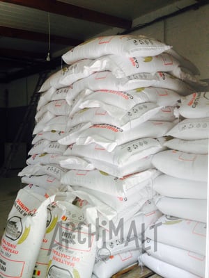 Les sacs de malt de la microbrasserie de Saint-Alban-Leysse