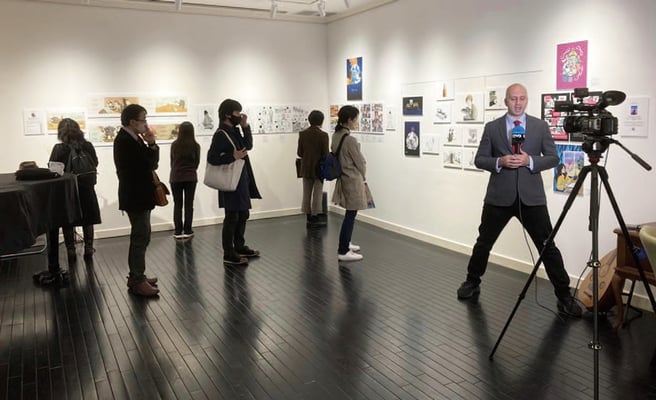 会場の様子(アラブメディアの取材中)