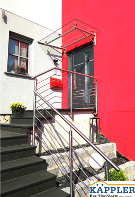 Haustürvordach KÄPPLER BauTischlerei - Foto: KÄPPLER BauTischlerei (by Pantherglas)