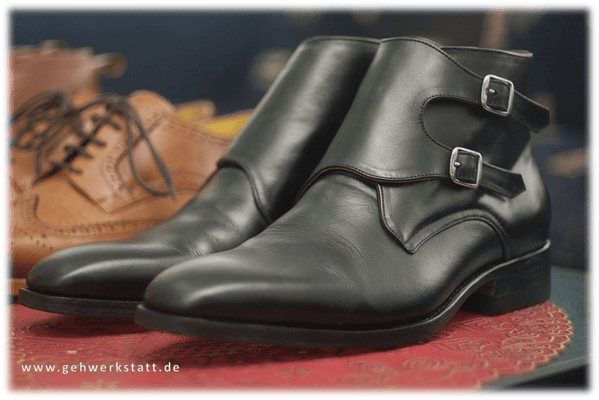 Schwarze Stiefeletten