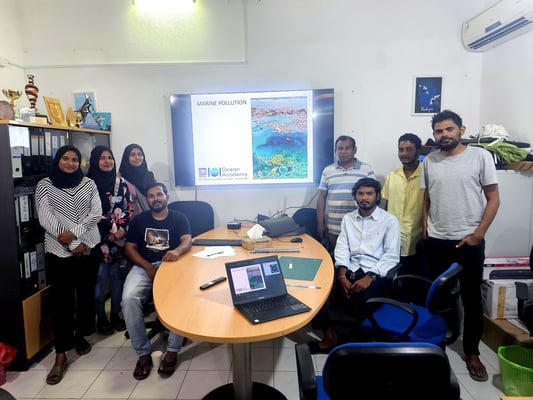 Azmath Jaleel, IOI Ocean Academy Director, Maldives (3rd from right) with participants from Baa Atoll Biosphere Reserve