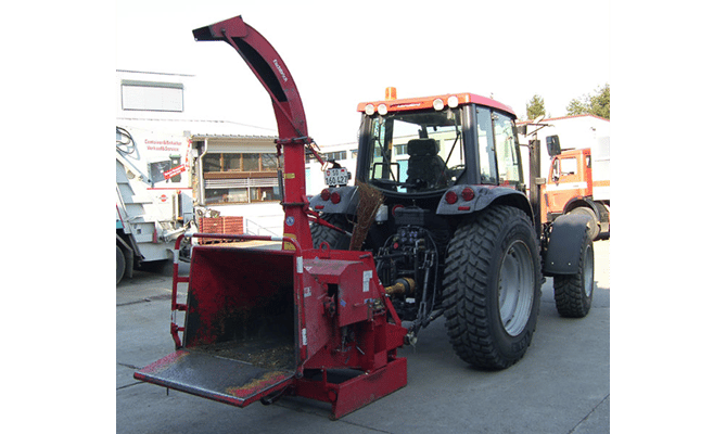 Häckseldienst - Reusser Transporte AG Biberist