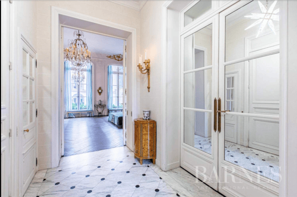 rock crystal star chandelier.PARIS.ALEXANDRE VOSSION DESIGN