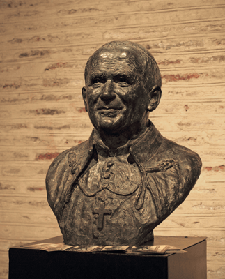 Buste, en bronze de Jean-Paul II, pour la Basilique Saint-Sernin à Toulouse, sculpteur Langloÿs