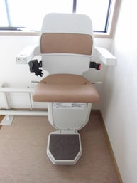 階段昇降機(椅子)の写真