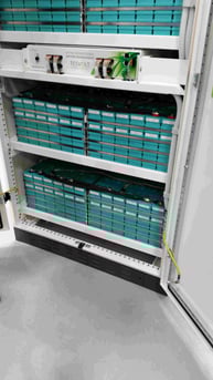 Tesvolt Akku System Aktives Batterie Management sytsm BMS Foto Solarstrom Simon