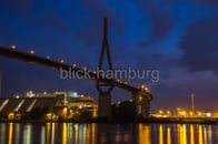 Blaue Stunde: Köhlbrandbrücke