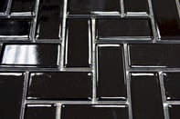 mosaico in ceramica nero lucido